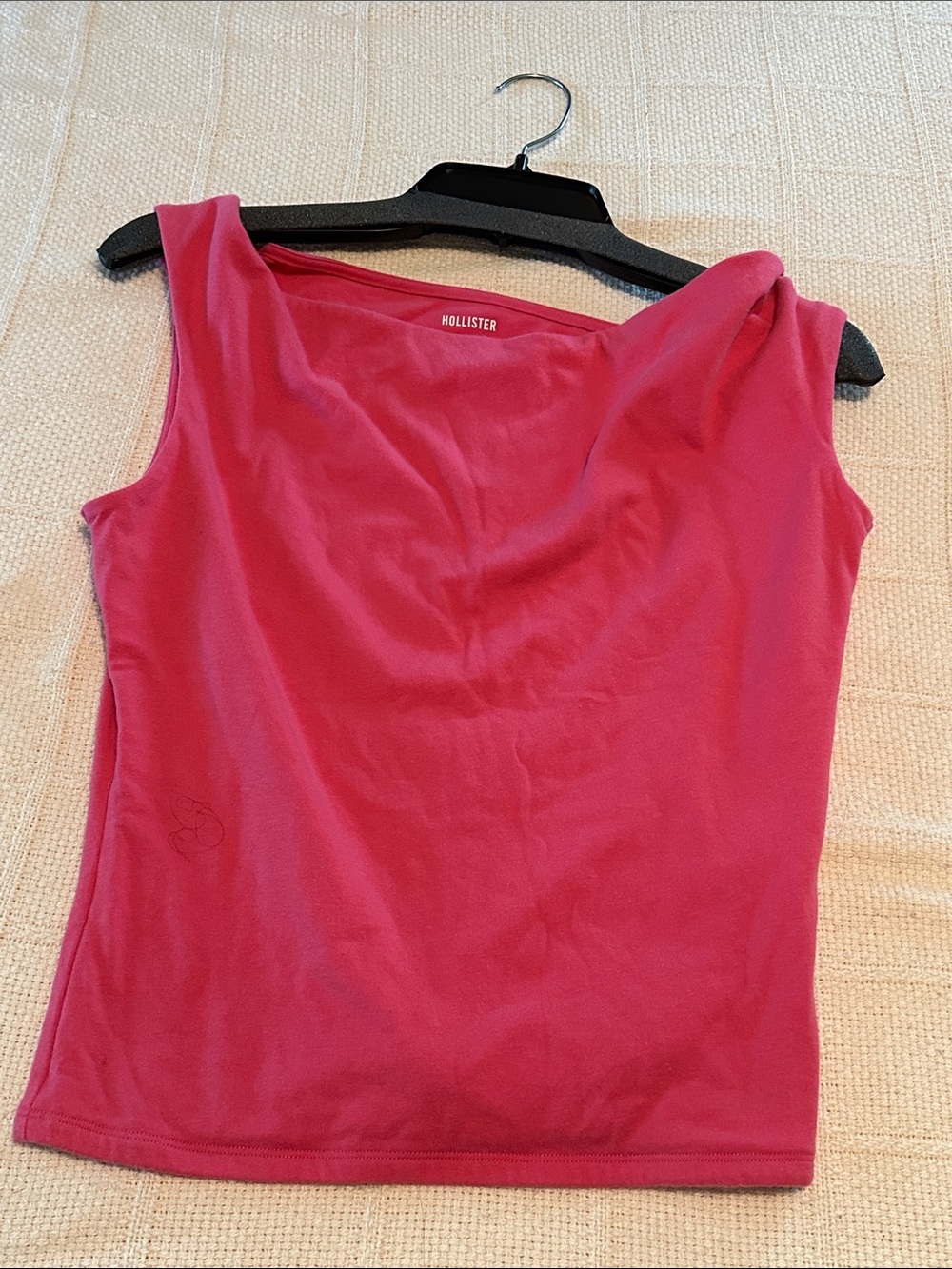Hollister Women's Hot Pink Sleeveless Shirt